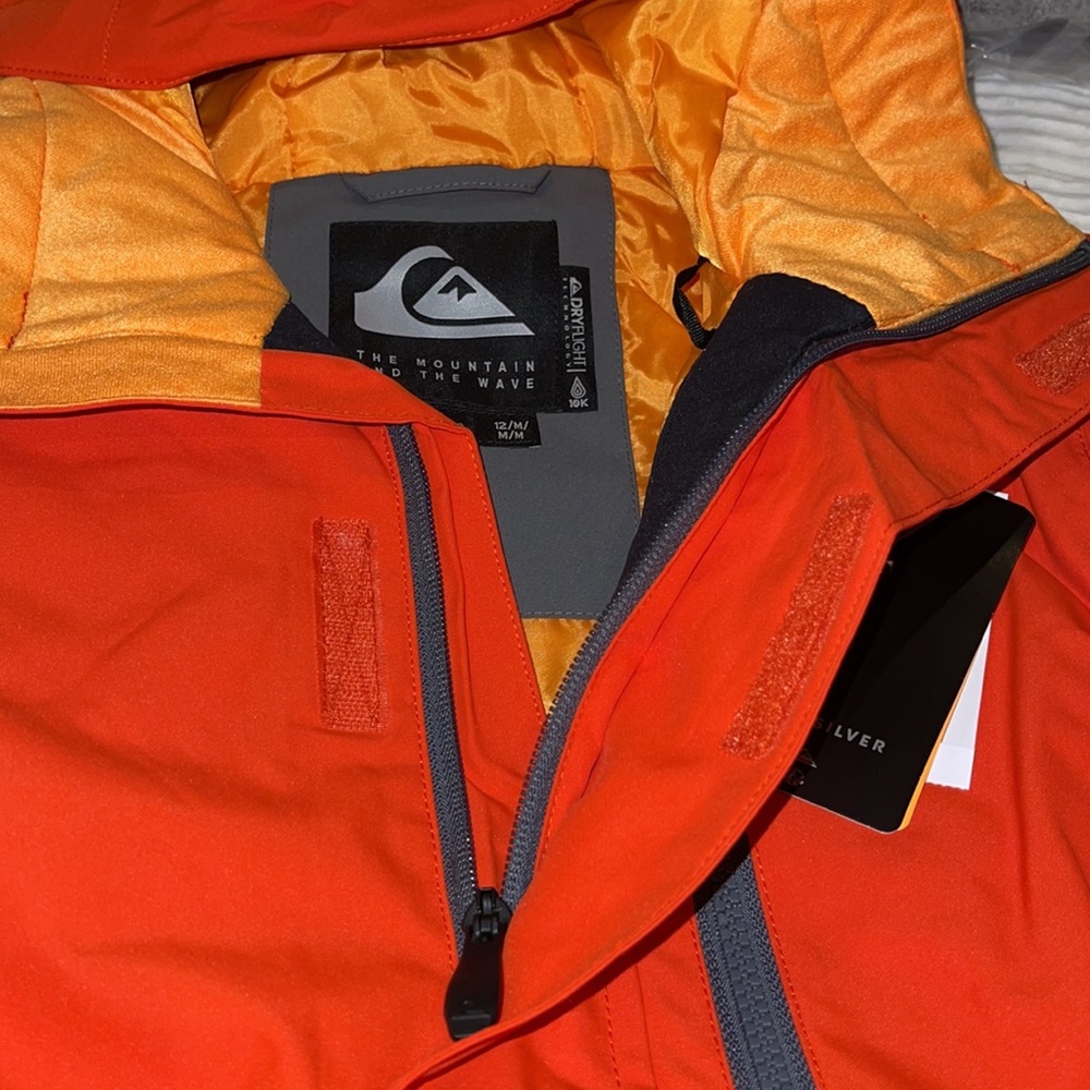🔥 Quiksilver Mission Solid Snowboard Jacket Kids NWT - Picture 7 of 9